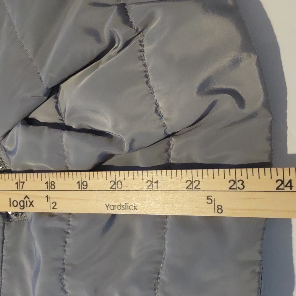 Gray Puffer Jacket - image 8